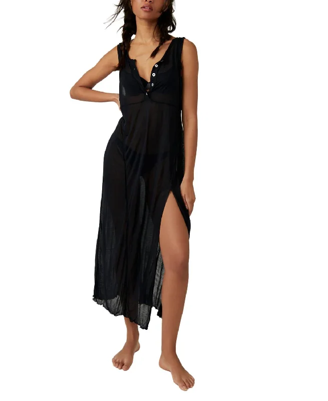 Have To Have It Maxi Dress In Black