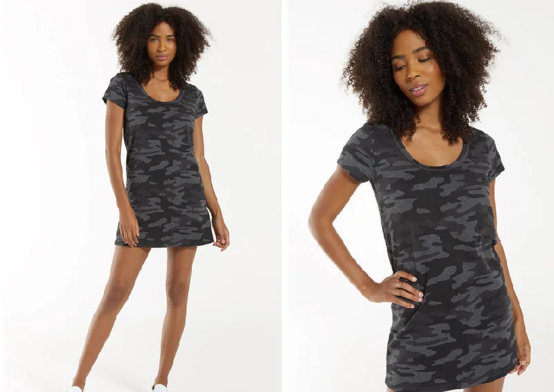 Z SUPPLY Payton Camo Tee Dress IN CAMO DARK CHARCOAL