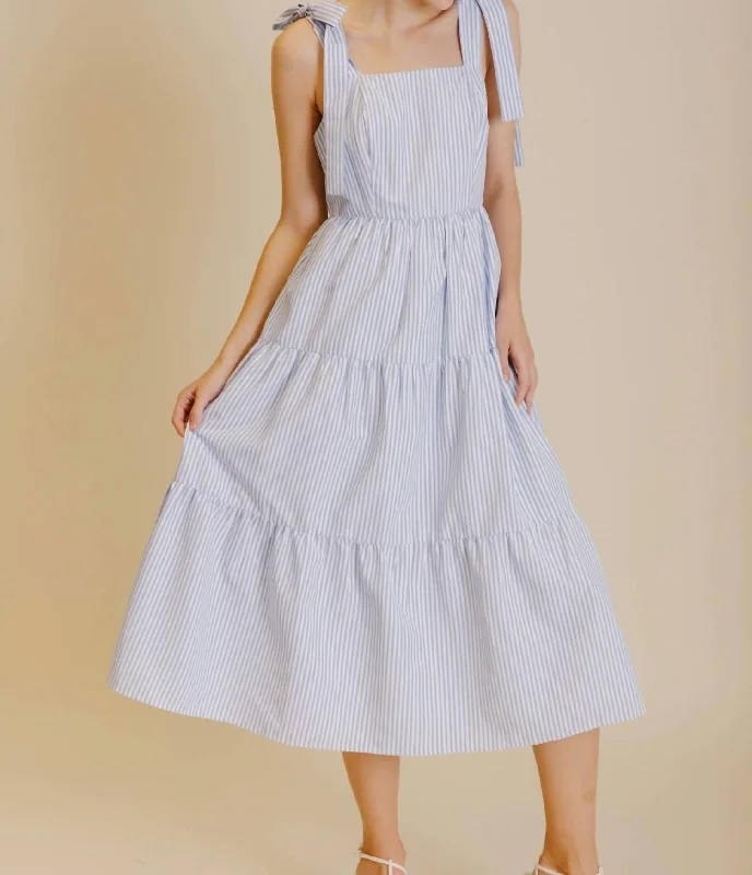 Seaside Midi Dress In Blue/white