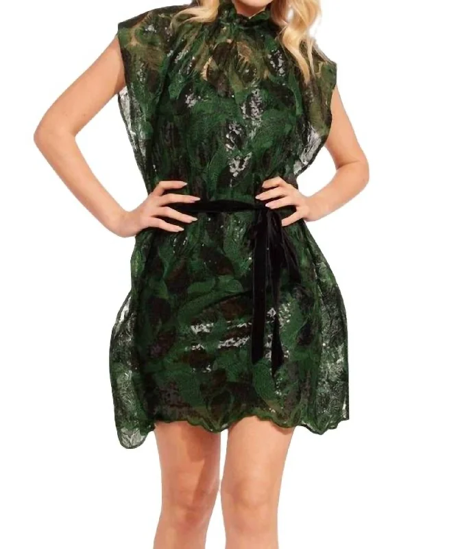 Callas Dress In Christmas Green