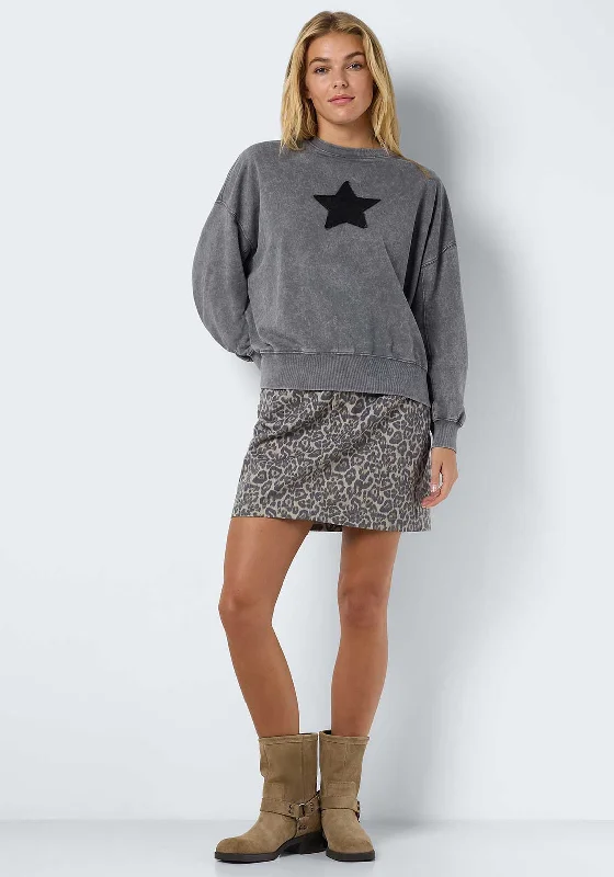 Noisy May Robin Acid Wash Sweatshirt, Grey